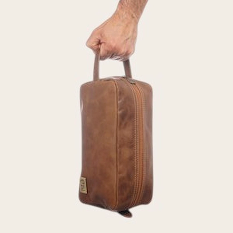 NECESER ESTUCHE DE CUERO UNISEX LOA OLKI - CAFE - 6