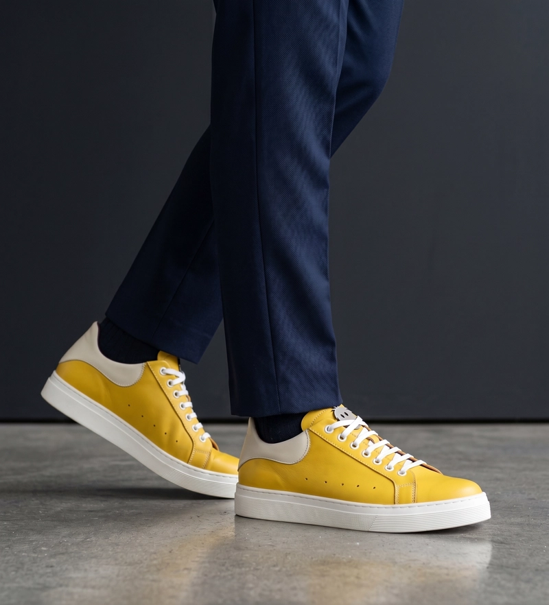 ZAPATILLA ALEXANDER DE CUERO NATURAL NEVADO OLKI - AMARILLO/BLANCA - 2