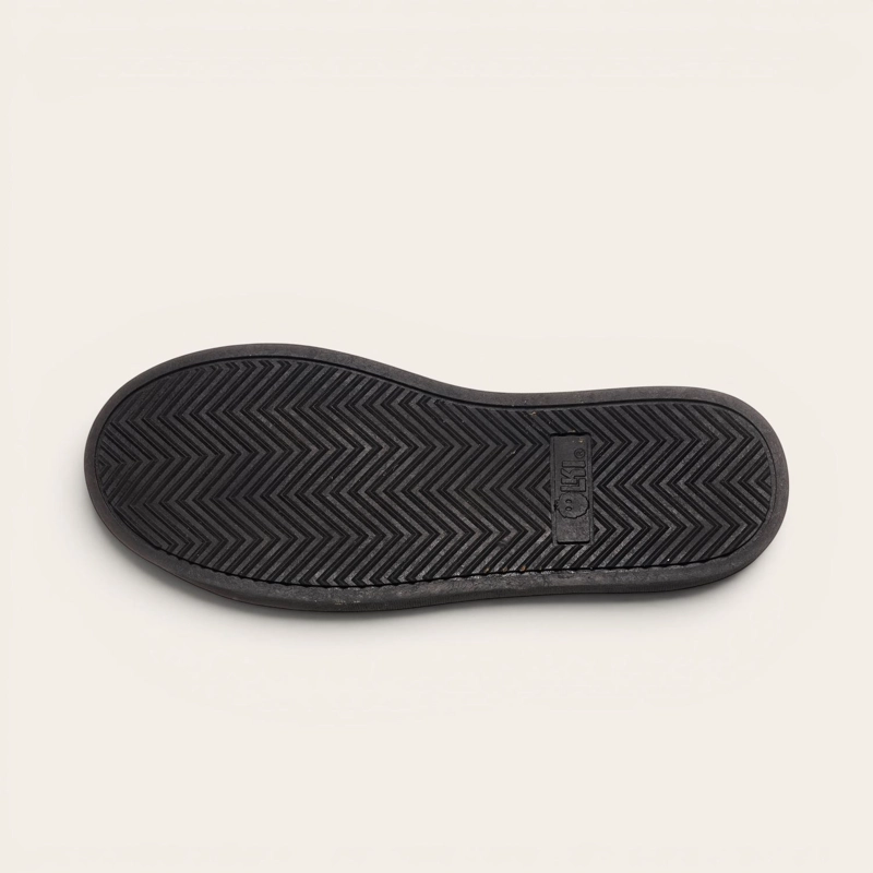 ZAPATILLA CLASICAS DE CUERO CALAN OLKI - NEGRO/CRISTAL - 5