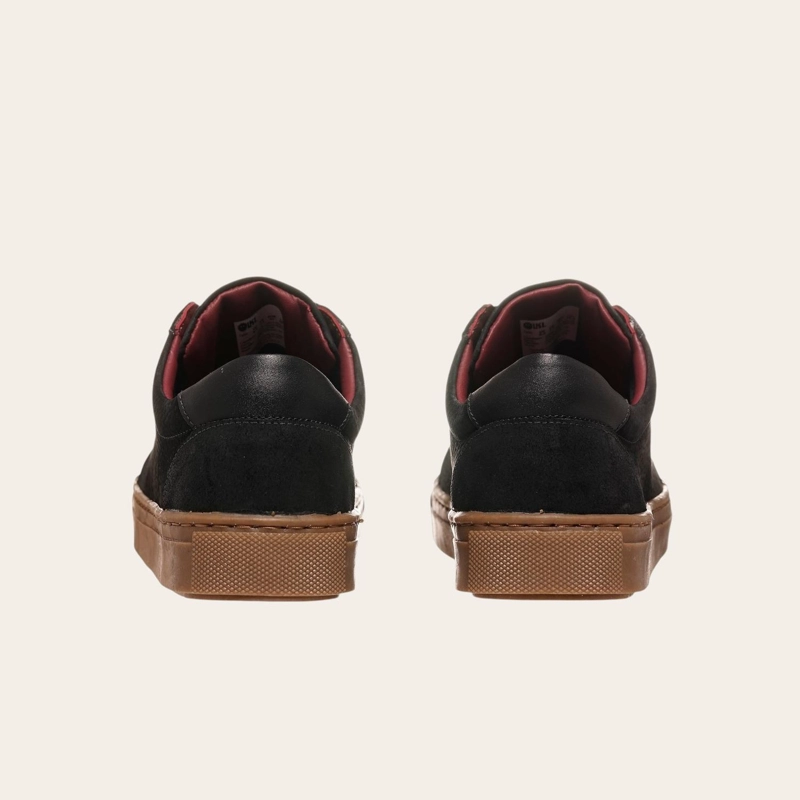 ZAPATILLA DE CUERO CASUAL ACONCAGUA OLKI - NEGRO/CAMEL - 6