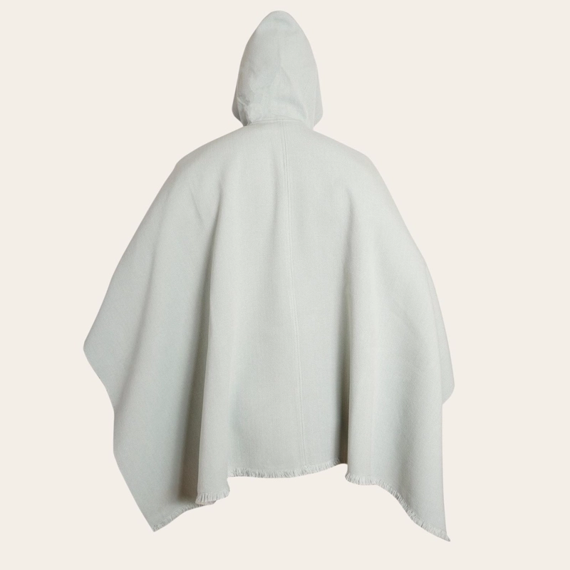 PONCHO CLASICO DE LANA PREMIUM OLKI - MENTA - 3