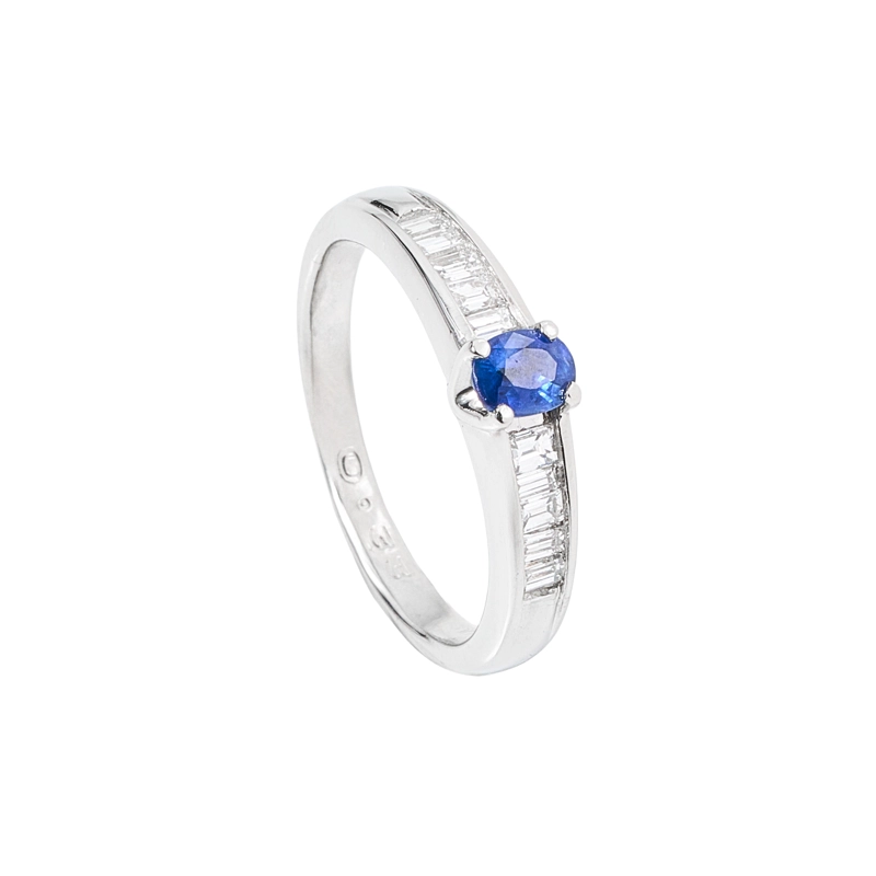 ANILLO ZAFIRO CENTRAL CON BAGUETTES TALLA 12