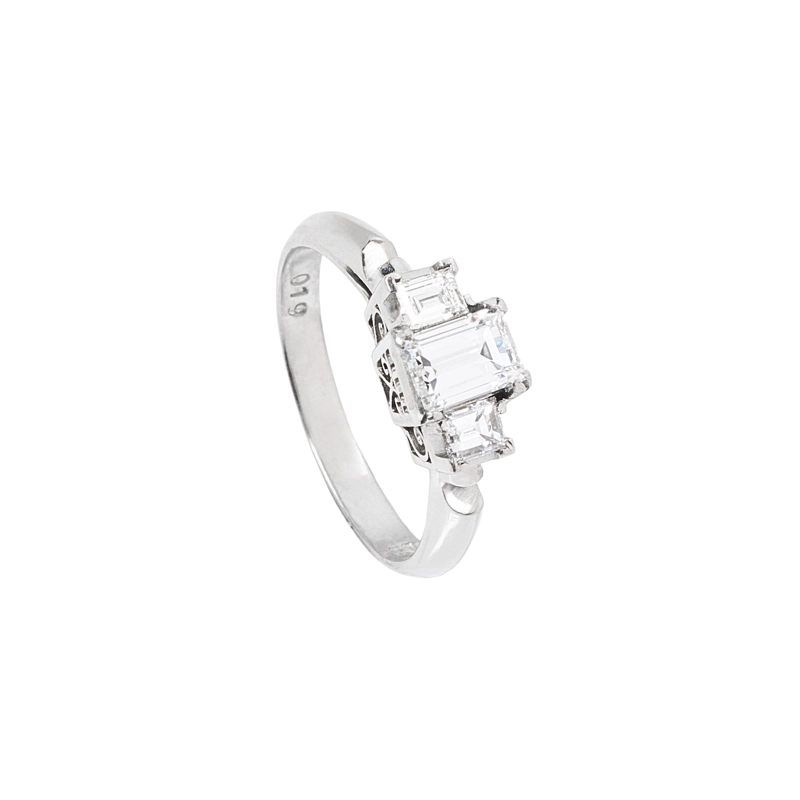 ANILLO DE PLATINO TRICILLO BAGUETTE. TALLA 6 - 1