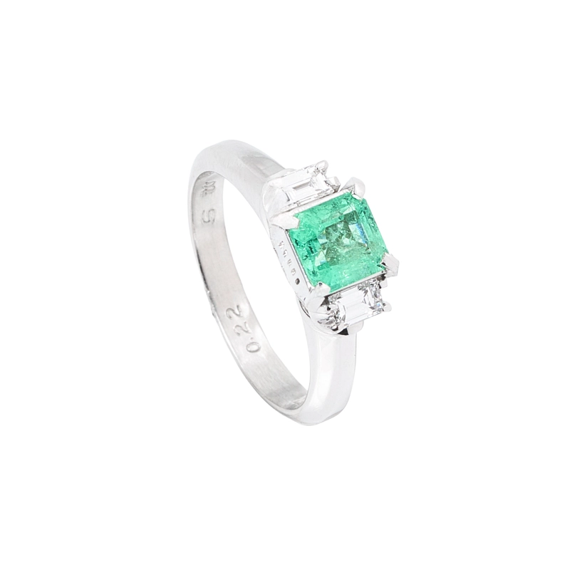 ANILLO DE PLATINO ESMERALDA PRINCESS. TALLA 9 - 1