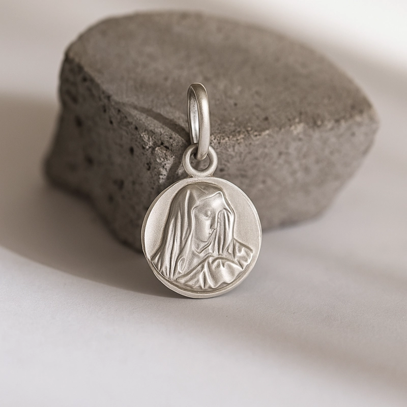MEDALLA PLATA VIRGEN DEL MANTO 12MM - 2