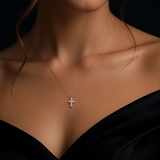 COLLAR CON CRUZ MINI ORO BLANCO 18K - 3