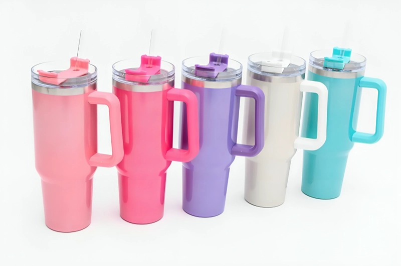 TERMO COOLER 1.2 LITROS CON MANIJA Y TAPA ANTIDERRAME - 1