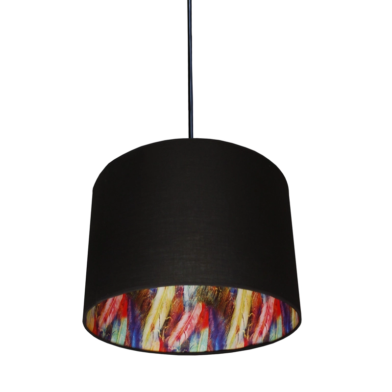 LAMPARA COLGANTE TAMBOR NEGRO PLUMAS INTERNAS - 2