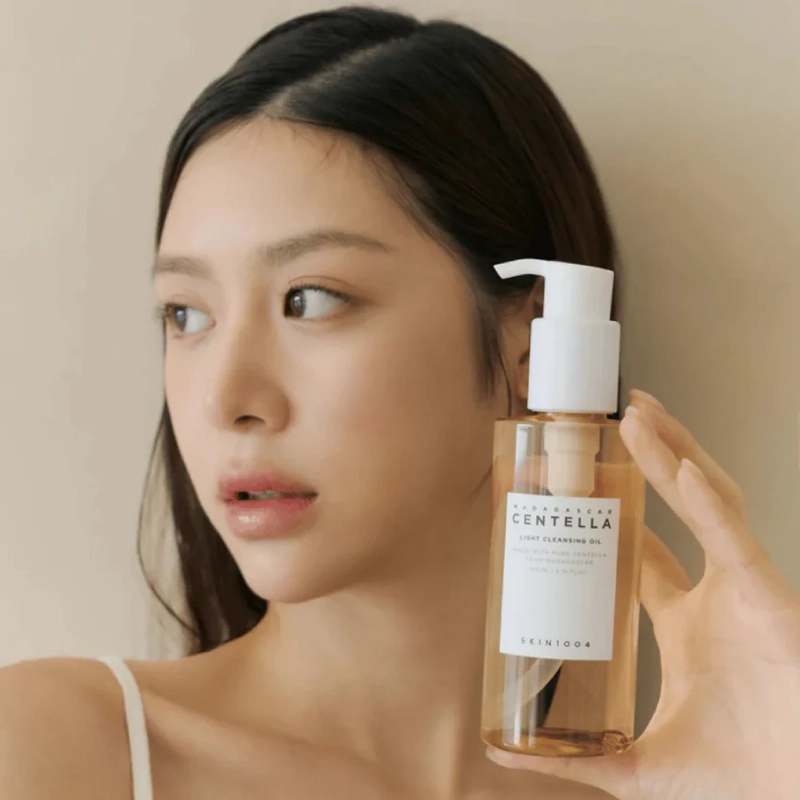 ACEITE LIMPIADOR FACIAL MADAGASCAR CENTELLA SKIN1004 200 ML - 3