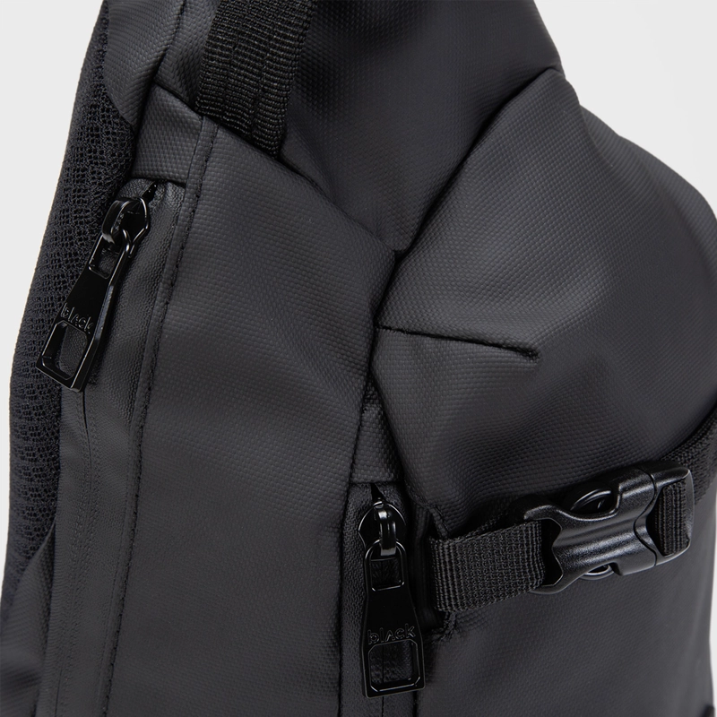 MOCHILA SLING BAG SOHO BLACK BLACK BUBBA - 4