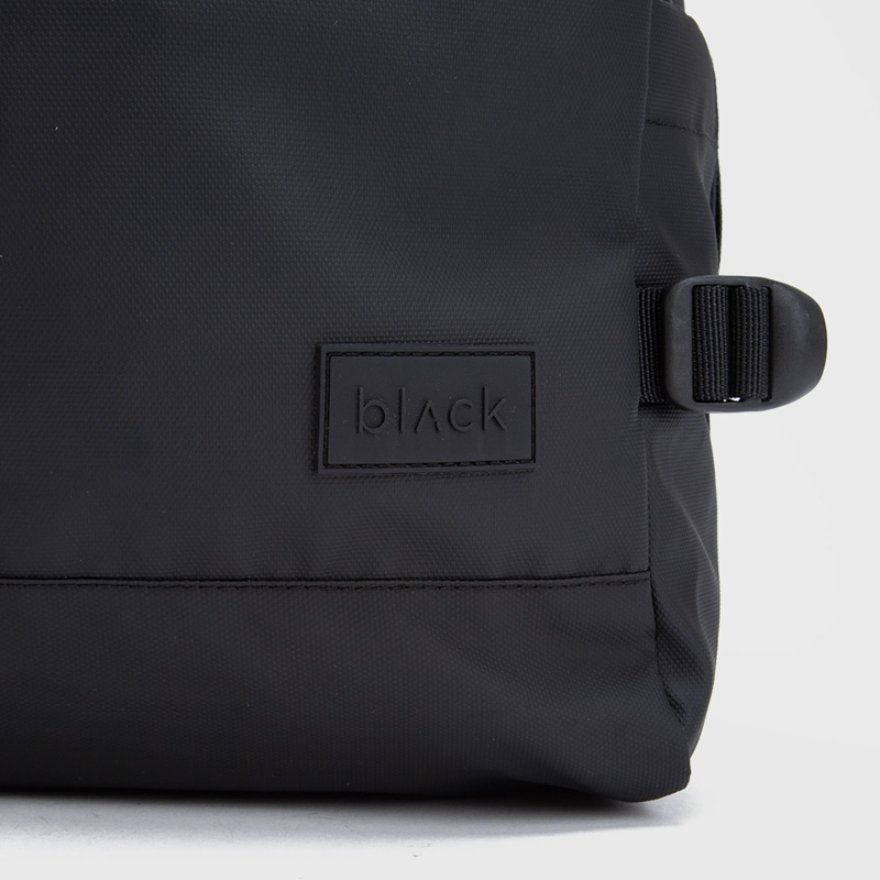 MOCHILA SOHO BLACK BLACK BUBBA - 4
