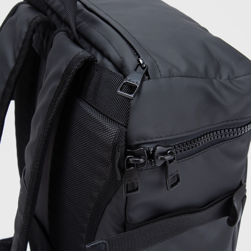 MOCHILA SOHO BLACK BLACK BUBBA - 5