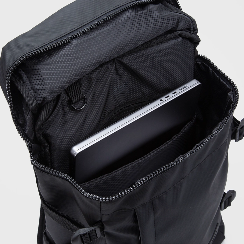 MOCHILA SOHO BLACK BLACK BUBBA - 9