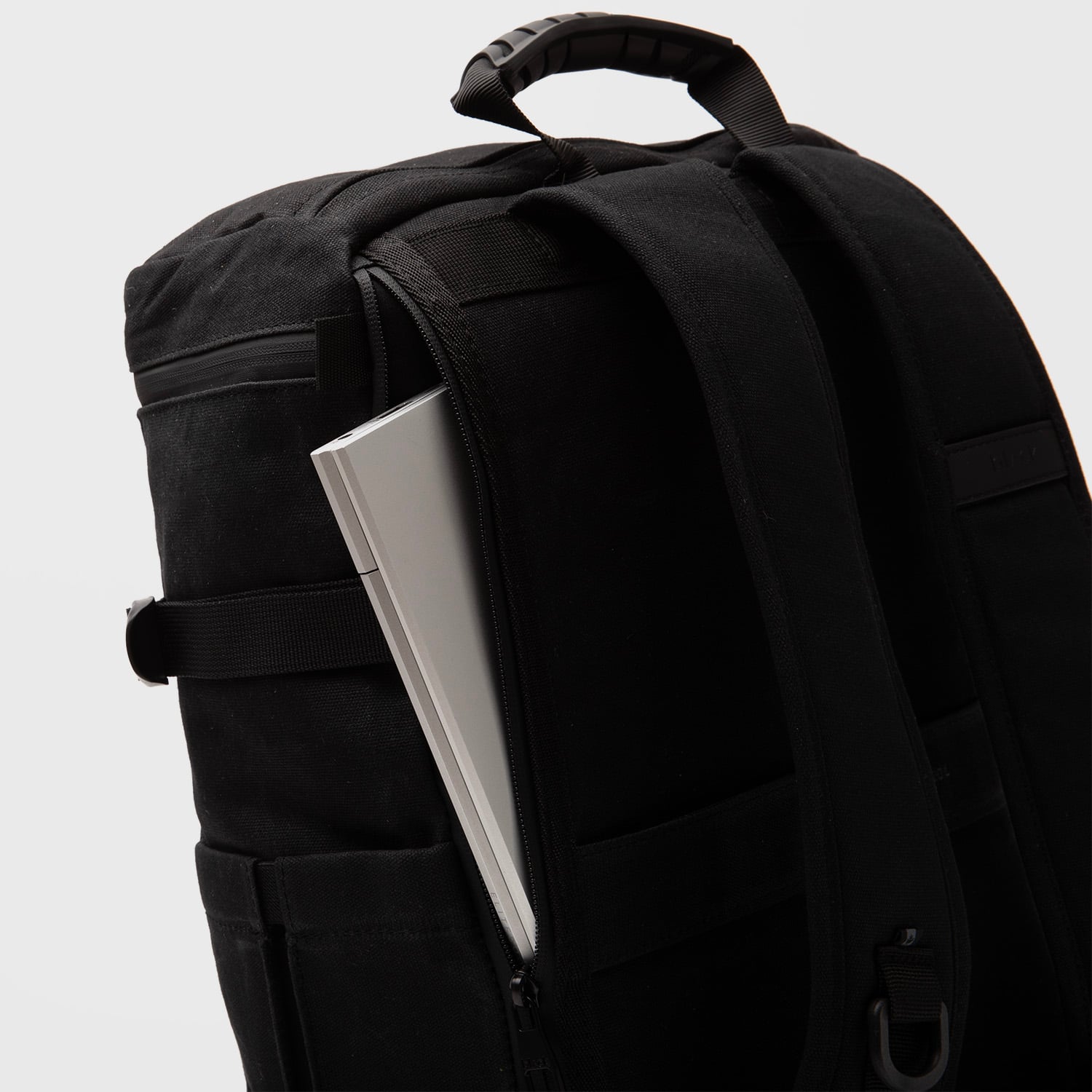 MOCHILA SOHO BLACK BLACK BUBBA - 4