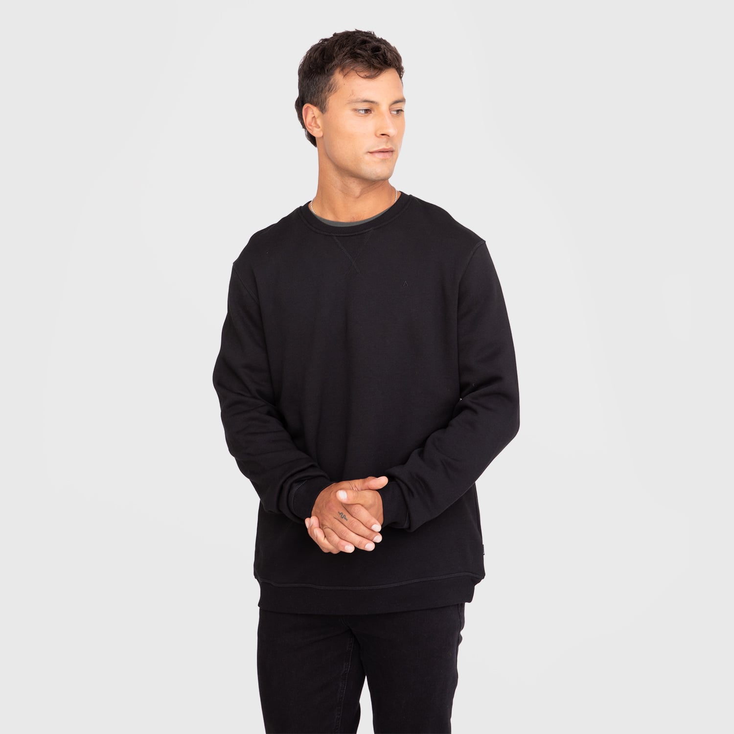 POLERON CREWNECK BLACK BLACK BUBBA - 1