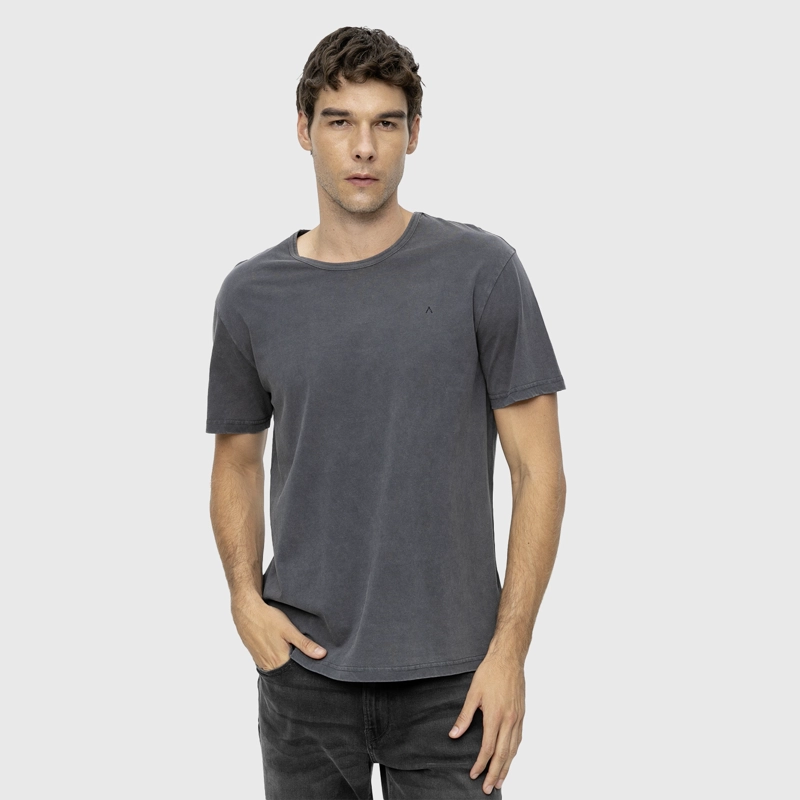 POLERA GARMENT DYE GRIS BLACK BUBBA - 1