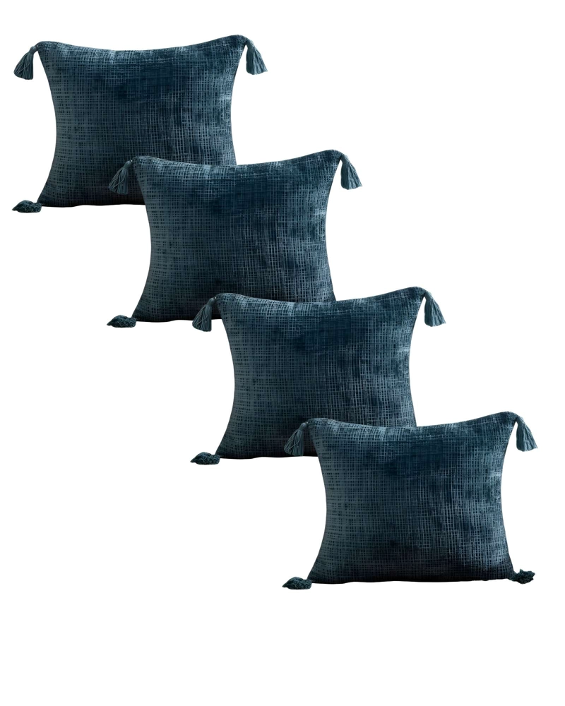 JUEGO DE 4 FUNDAS DE COJIN CHENILLE CON BORLAS 45X45 VERDE - 1