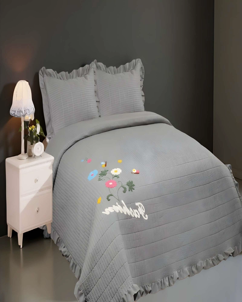 CUBRECAMA DE VERANO QUILT CON FLORES BORDADAS 2 PLAZAS GRIS - 4