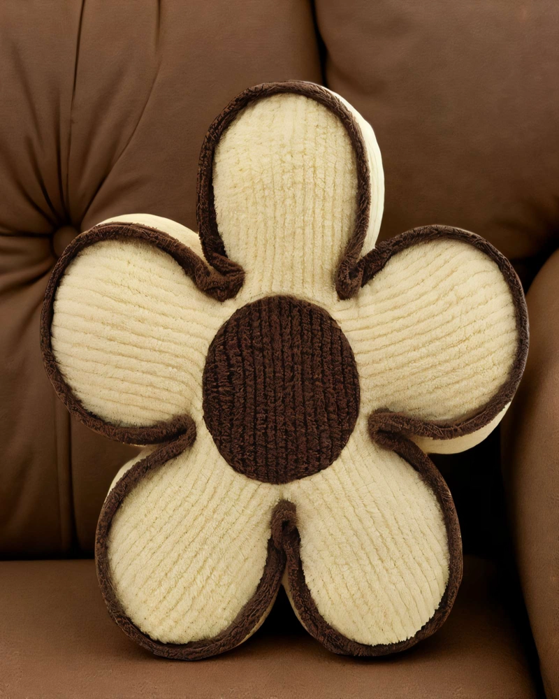 COJIN EN FORMA DE FLOR ACANALADO COLOR BEIGE CON BORDE MARRON - 4