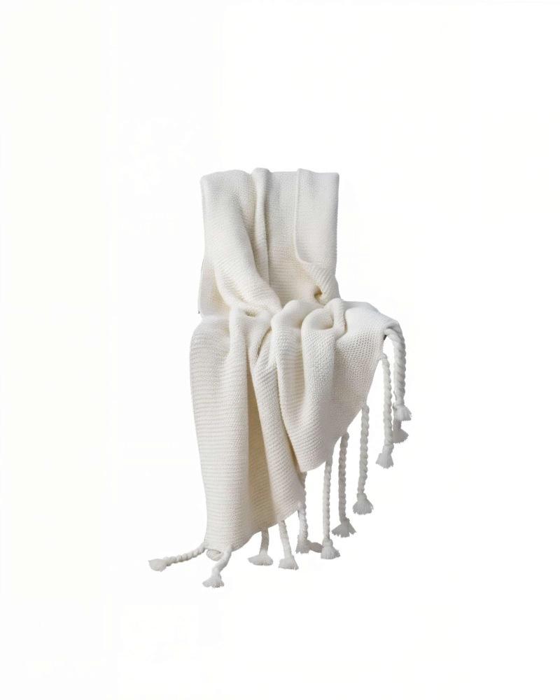 MANTA DECORATIVA CON FLECOS DE SOGA TRENZADOS CHENILLE COLOR BLANCO - 1