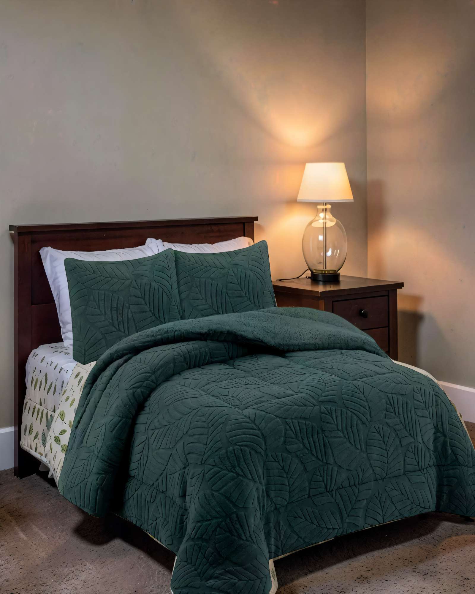 CUBRECAMA DE RELIEVE PREMIUM TAMAÑO  KING COLOR VERDE - 3