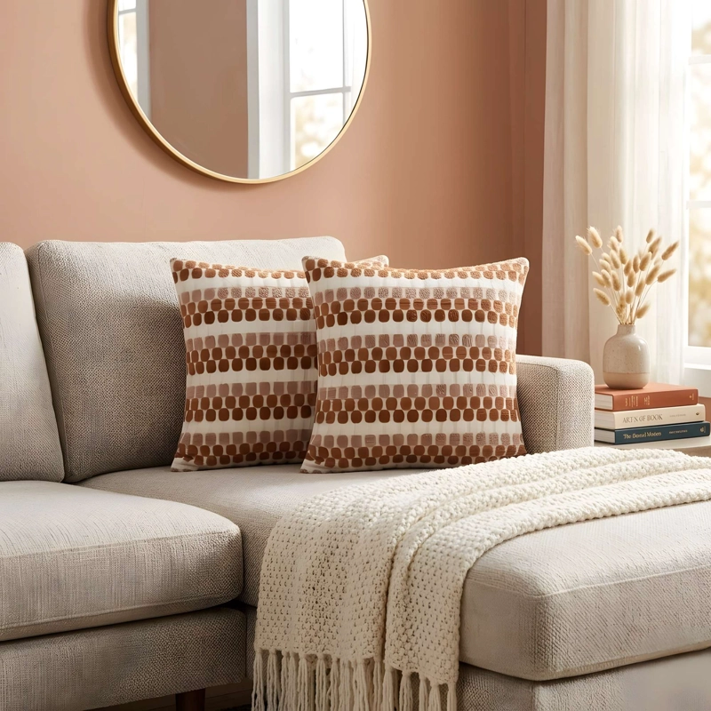 JUEGO DE 2 FUNDAS DE COJIN CON DISEÑO DE PUNTOS COLOR NARANJA - 3