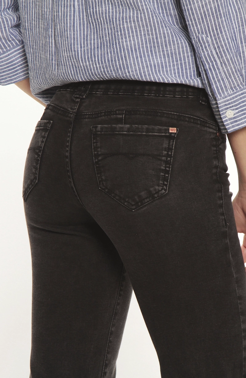 JEANS MUJER TIRO ALTO RECTO  PRETINA ALTA DOS BOTONES - 6