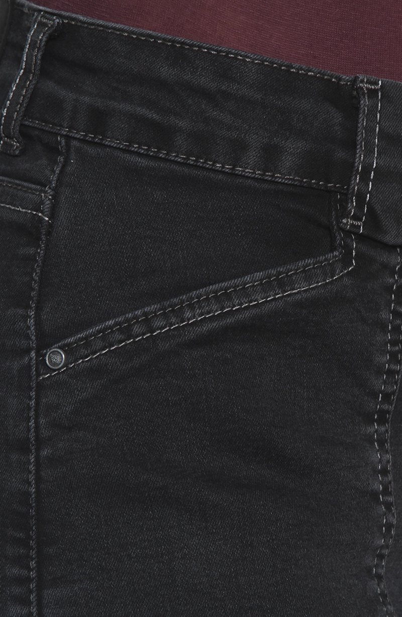 JEANS MUJER  WIDE CARGO TIRO MEDIO PRETINA BASICA UN BOTON - 3