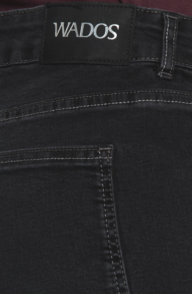JEANS MUJER  WIDE CARGO TIRO MEDIO PRETINA BASICA UN BOTON - 5