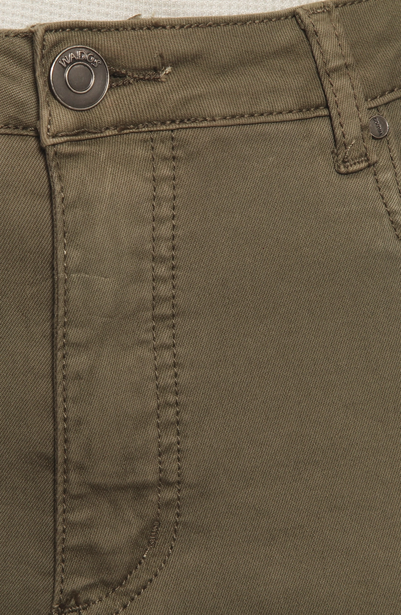 PANTALON RECTO TIRO ALTO PRETINA 1 BOTON - 3