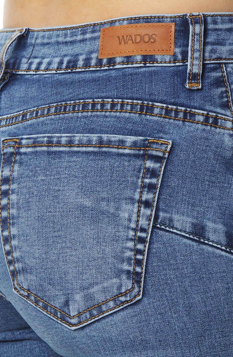 JEANS MUJER  FLARE TIRO ALTO PRETINA BASICA 1 BOTON - 5