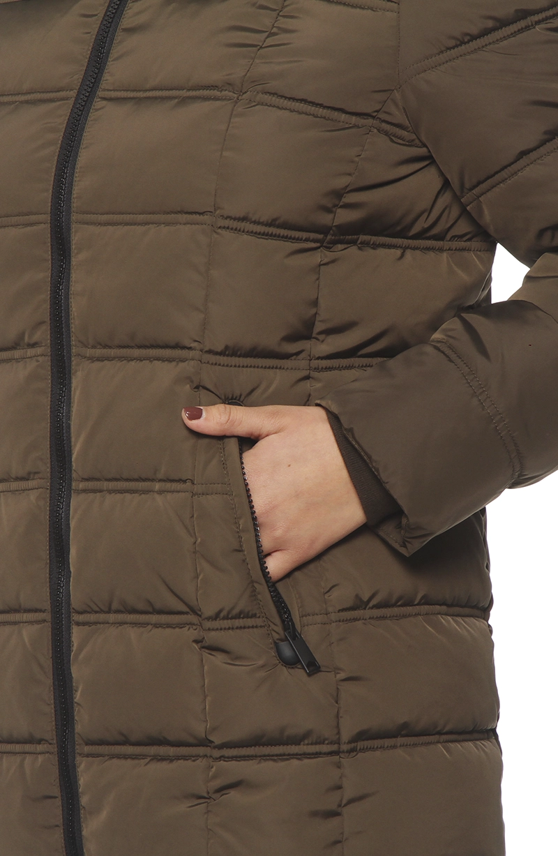PARKA MANGA LARGA CON APLICACION EN CAPUCHA CIERRE - 2