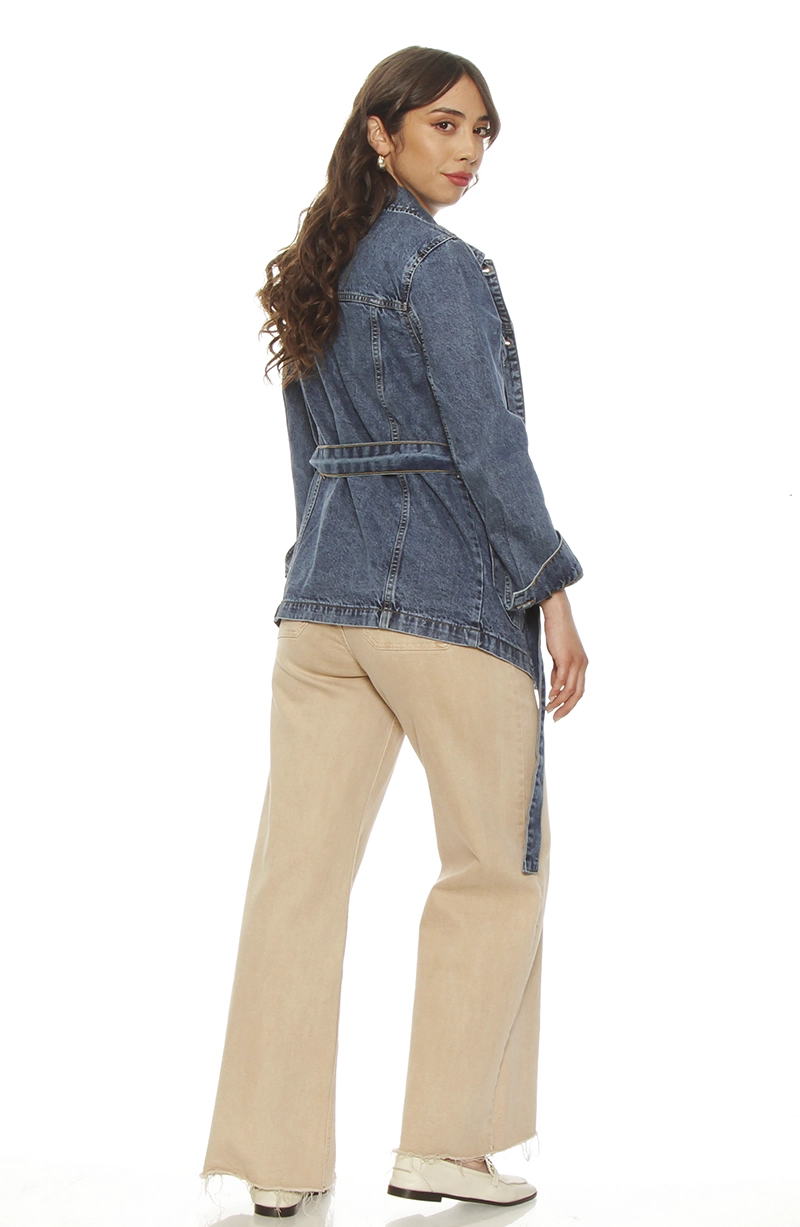 CHAQUETA DENIM ABOTONADA EN DELANTERO CON LAZO EN CINTURA - 7