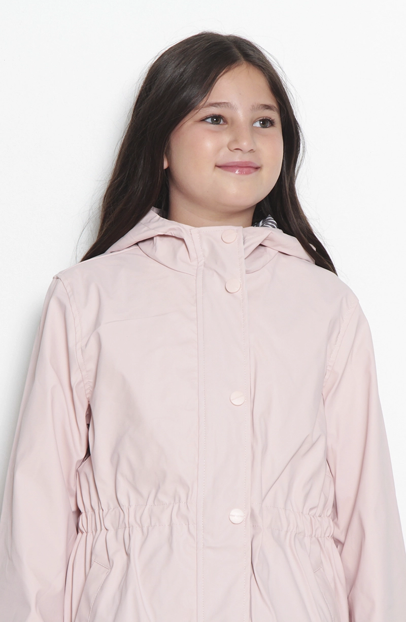 CHAQUETA IMPERMEABLE KID MANGA LARGA CON CAPUCHA NINITA - 2