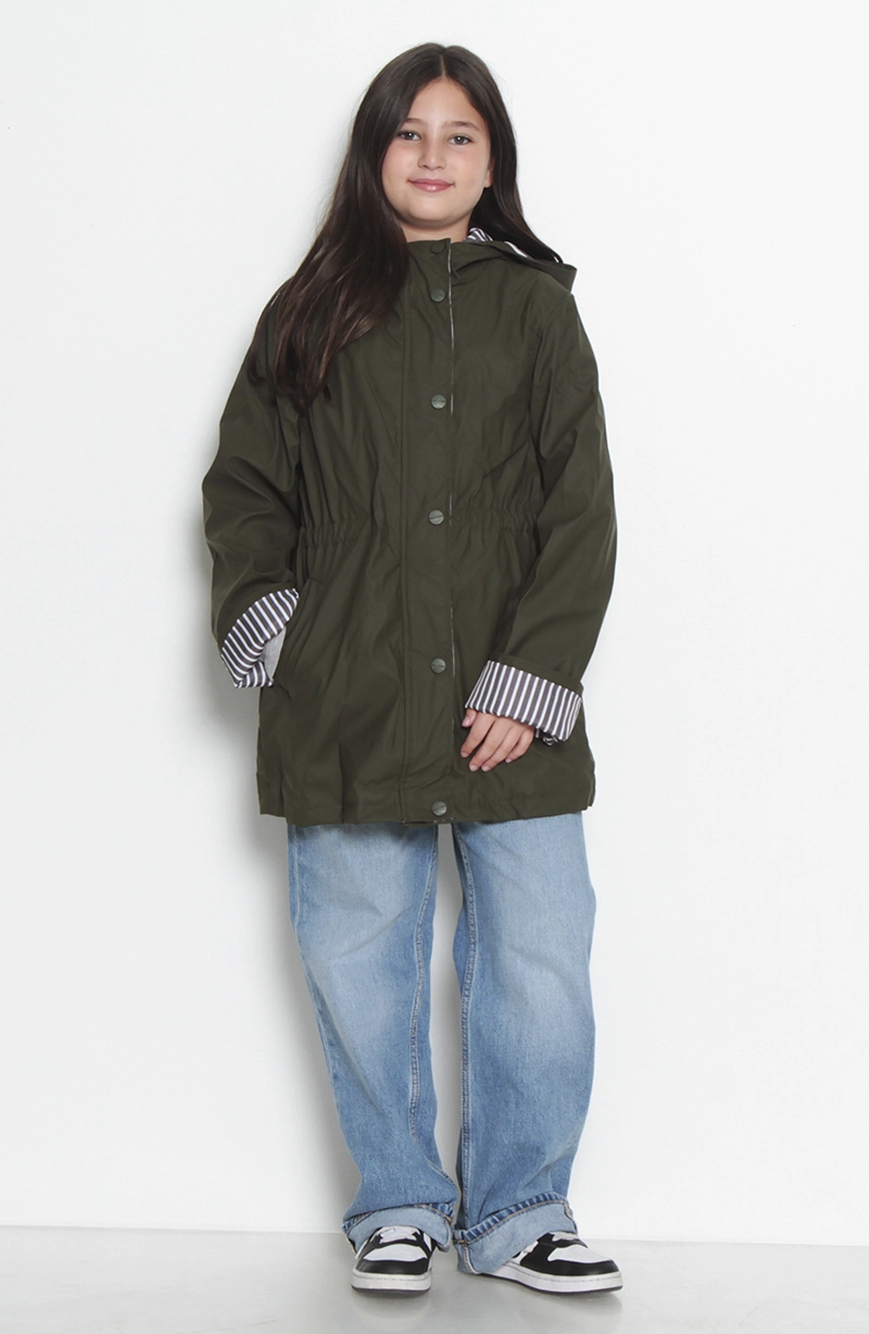 CHAQUETA IMPERMEABLE KID MANGA LARGA CON CAPUCHA NINITA - 6