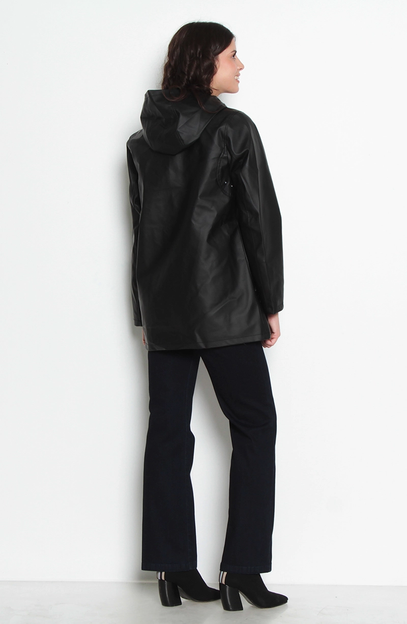 CHAQUETA IMPERMEABLE MANGA LARGA CON CAPUCHA - 9