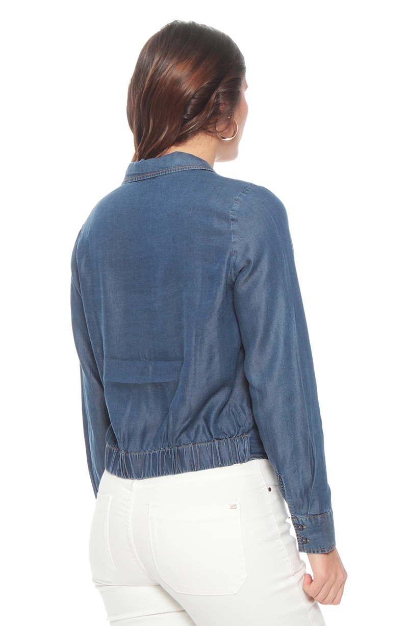 BLUSA LYOCELL MANGA LARGA ABOTONADA EN EL DELANTERO - 6