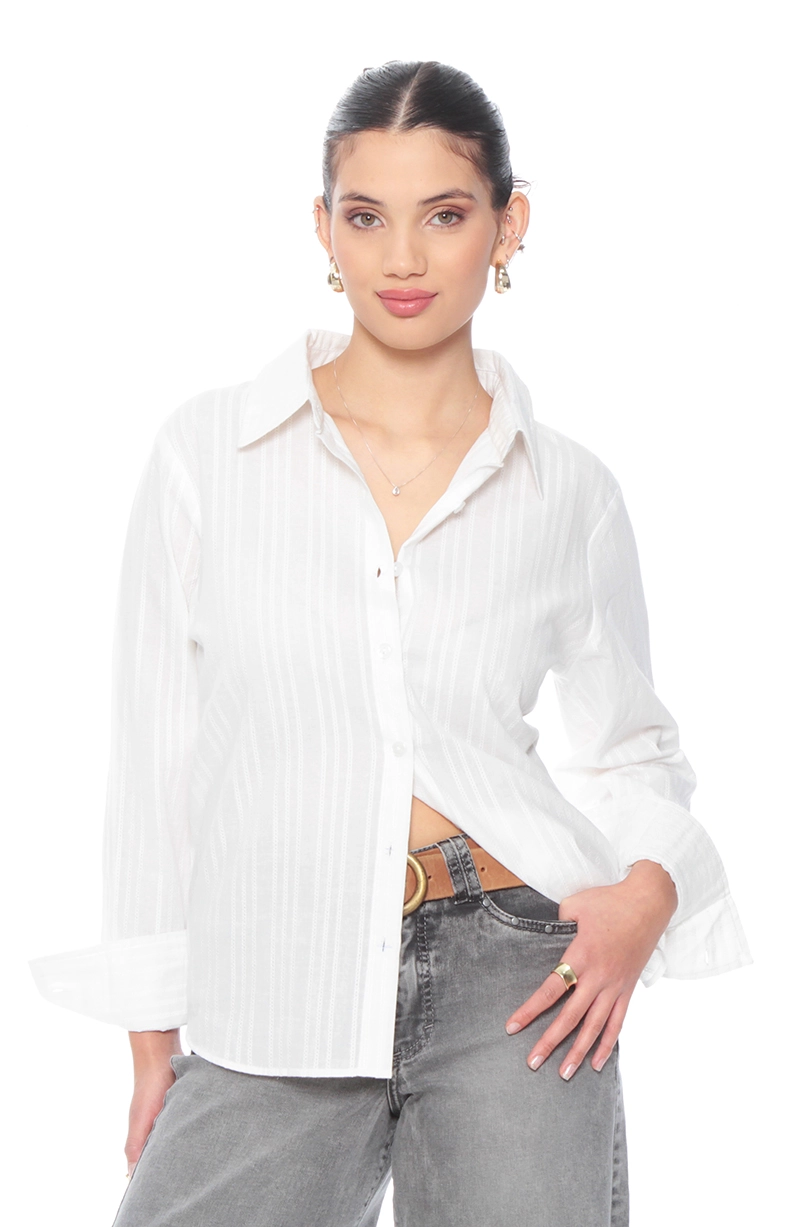 BLUSA BRODERY MANGA LARGA ABOTONADA EN DELANTERO - 3