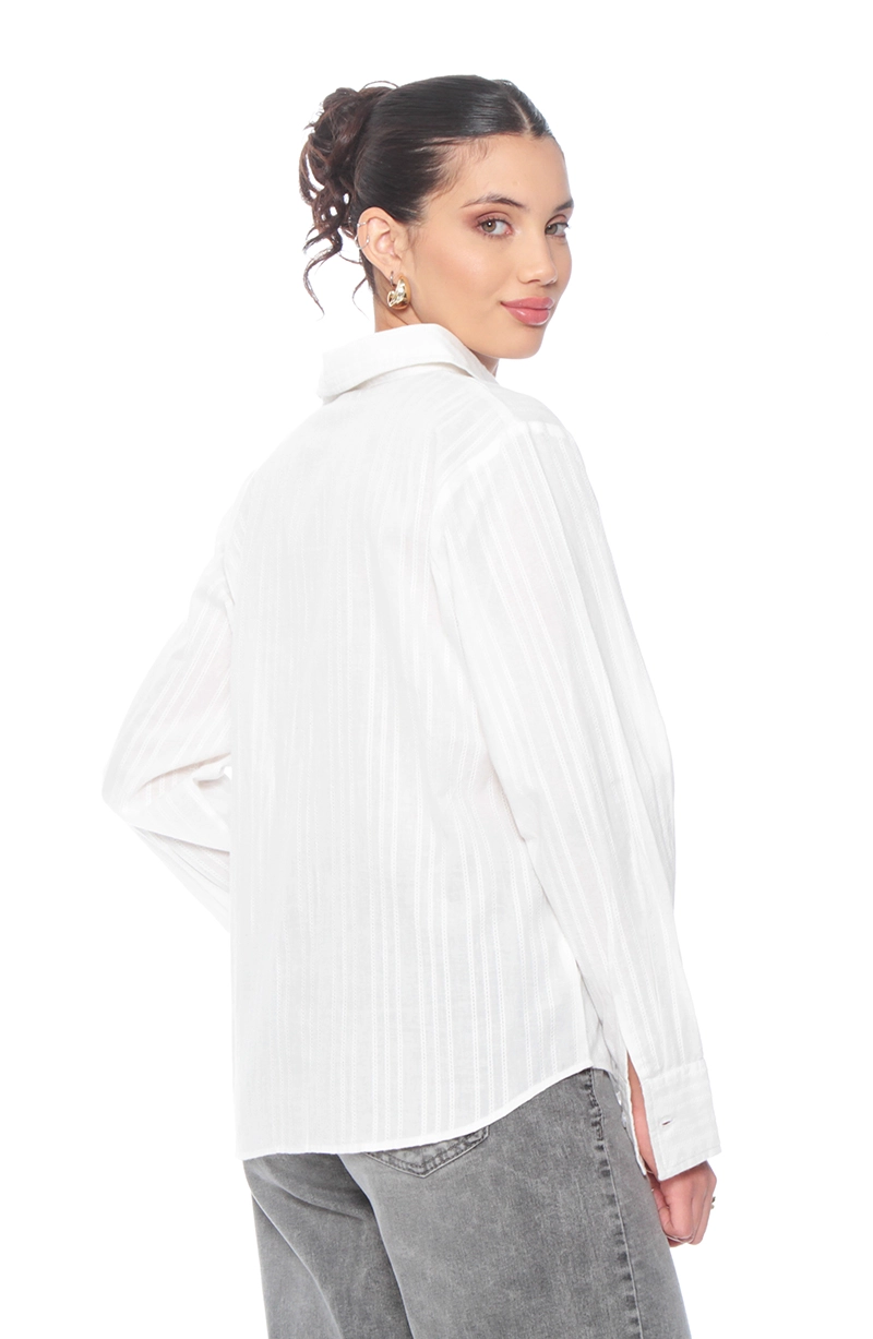 BLUSA BRODERY MANGA LARGA ABOTONADA EN DELANTERO - 7
