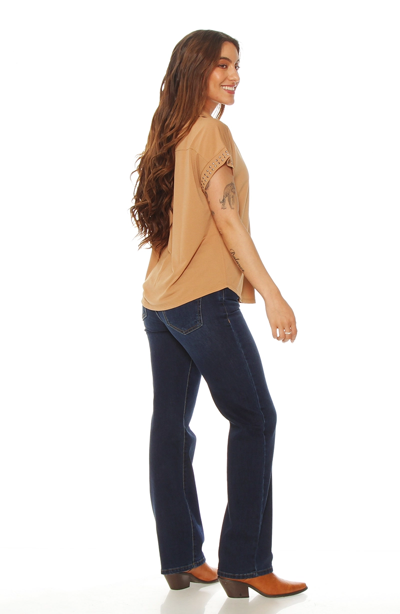 BLUSA MANGA CORTA ABOTONADA EN DELANTERO Y APLICACION - 6
