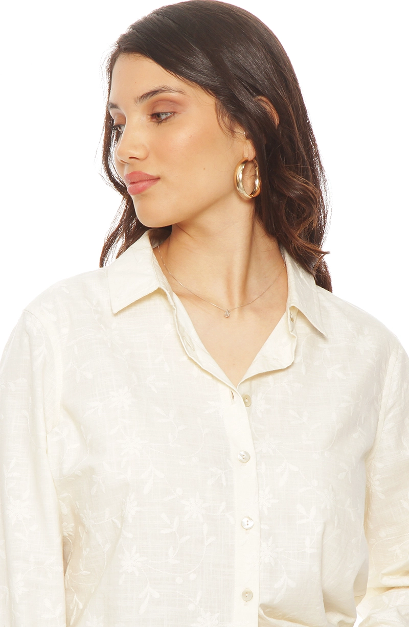 BLUSA MANGA LARGA LINO BORDADO ABOTONADA EN DELANTERO - 2