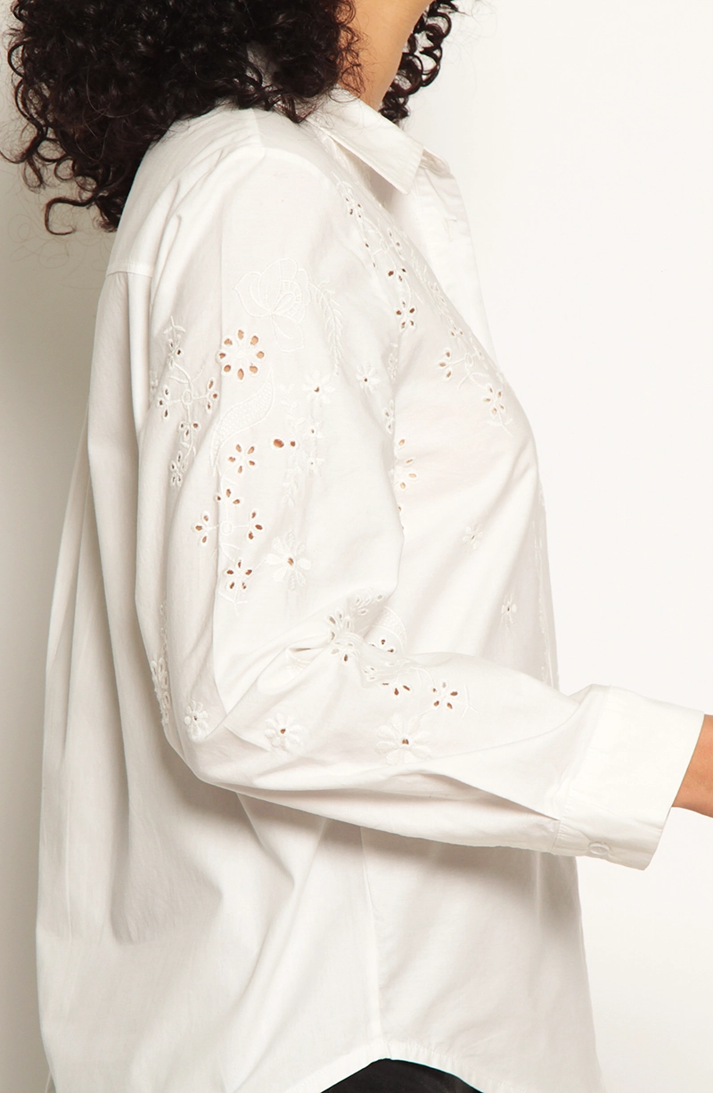 BLUSA MANGA LARGA CON BROIDERY EN DELANTERO - 4