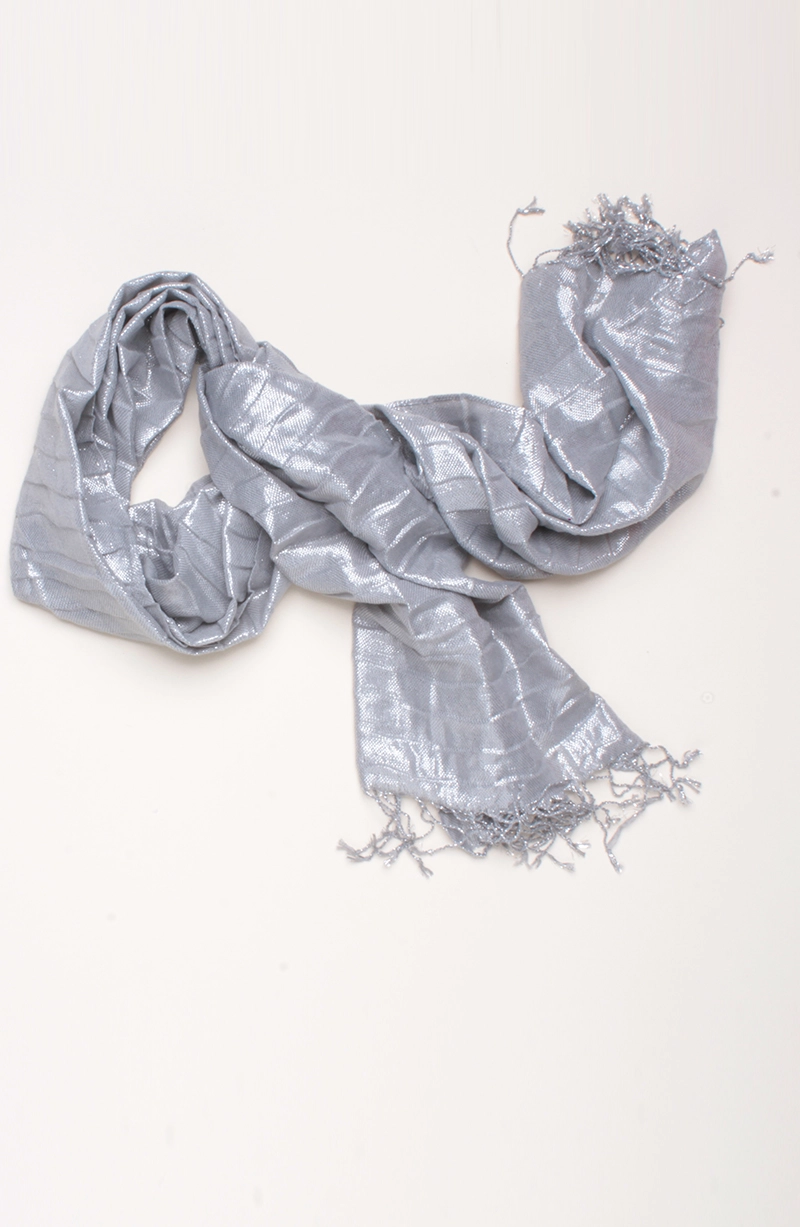 PANUELO CON LUREX Y FLECOS - 1
