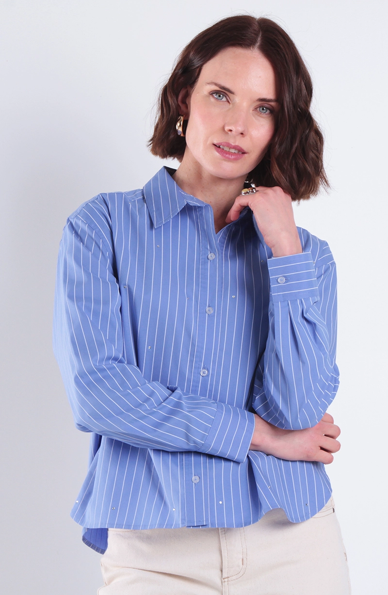 BLUSA MANGA LARGA LISTADA ABOTONADA EN DELANTERO - 1