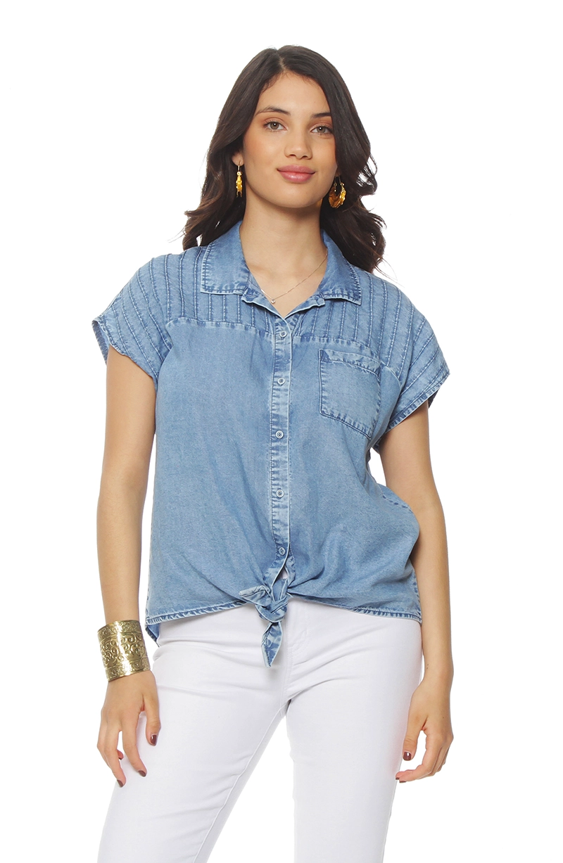 BLUSA LYOCELL ABOTONADA EN DELANTERO CON BOLSILLO - 1