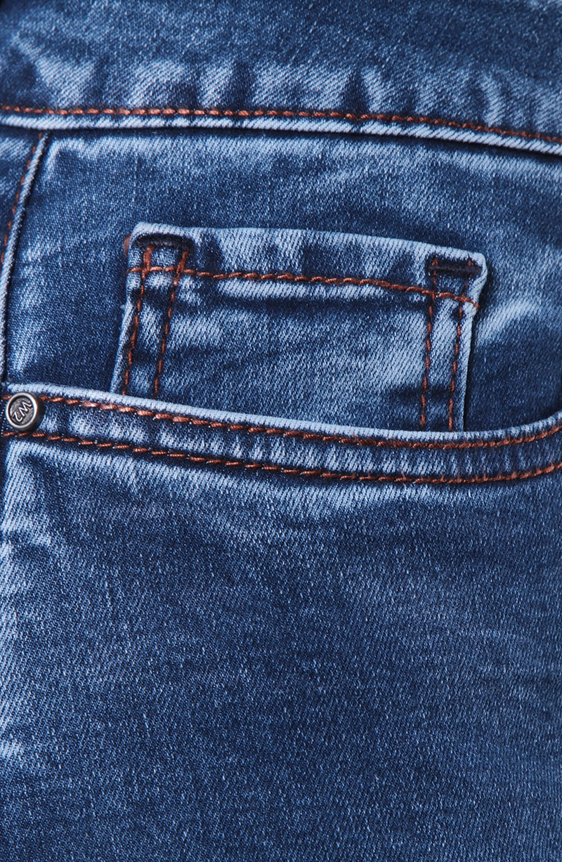 JEANS PUSH UP RECTO TIRO MEDIO PRETINA BASICA UN BOTON - 3