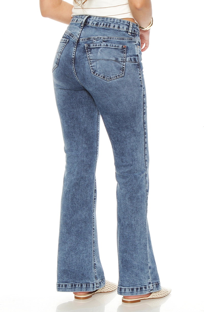 JEANS MUJER FLARE TIRO ALTO PRETINA BASICA UN BOTON PUSH UP - 6