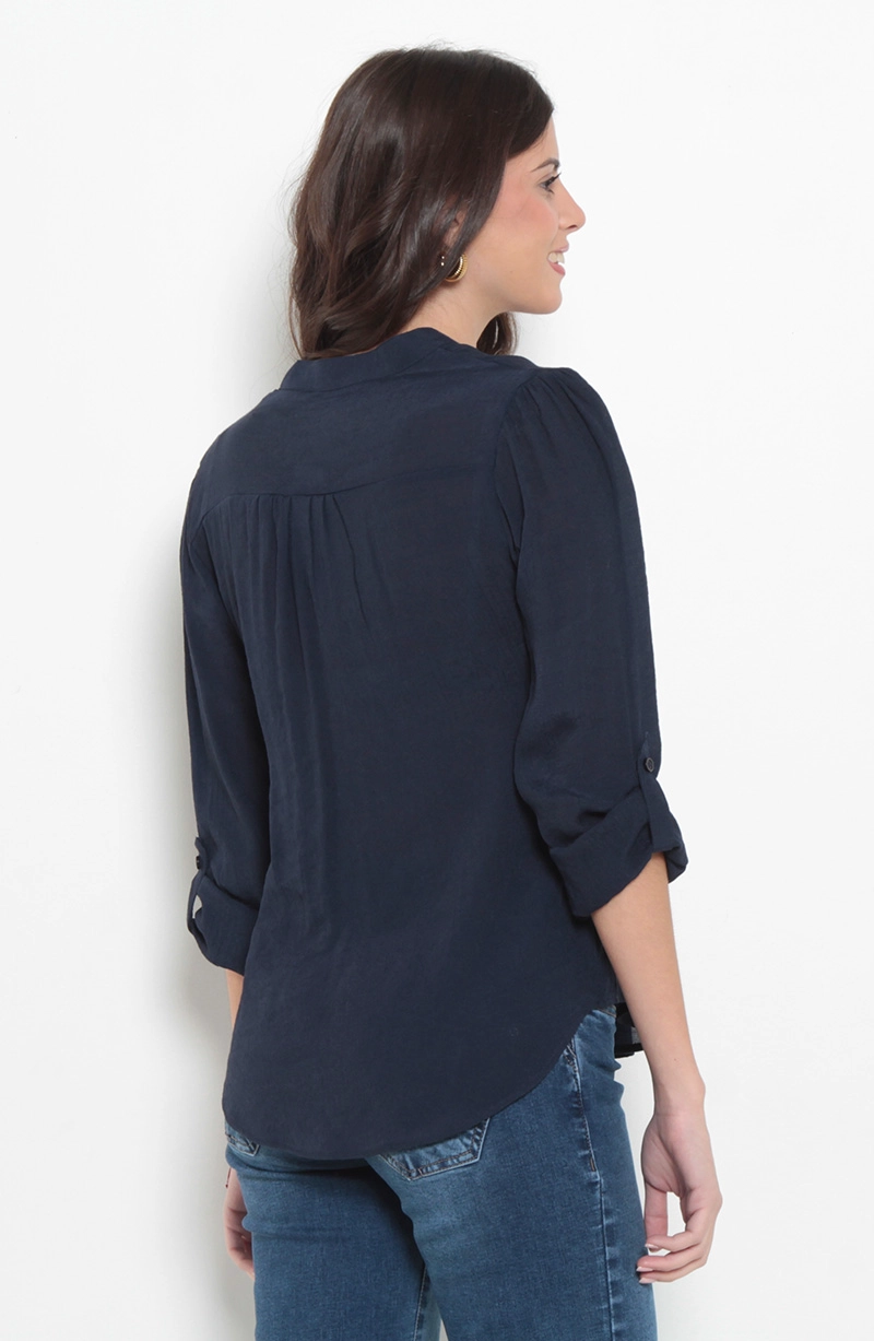 BLUSA MANGA LARGA ESCOTE V ABOTONADA EN DELANTERO - 8