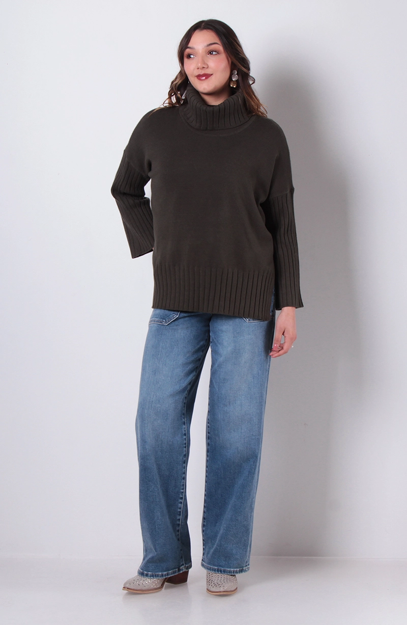 SWEATER MANGA LARGA CUELLO ALTO - 4