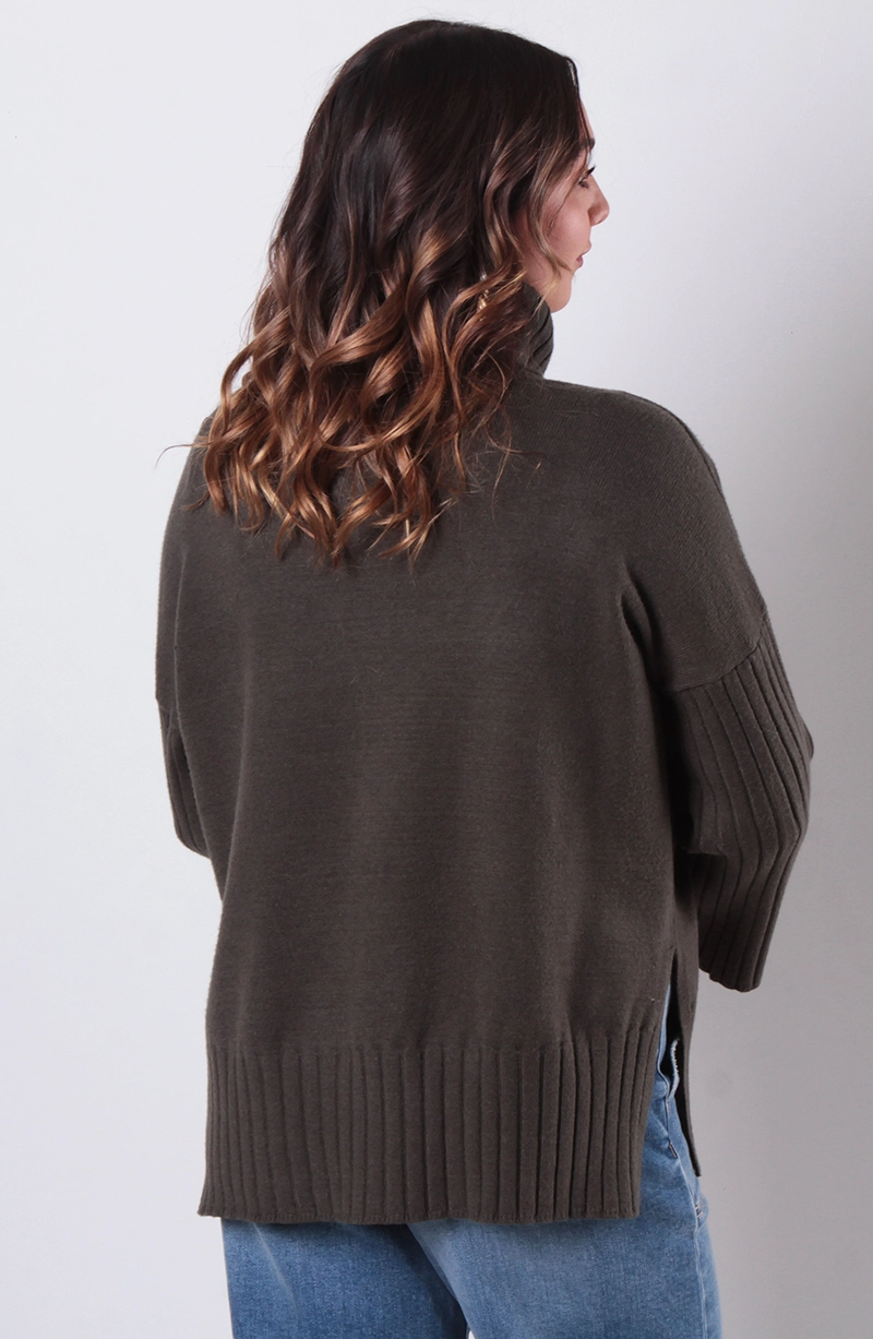 SWEATER MANGA LARGA CUELLO ALTO - 7